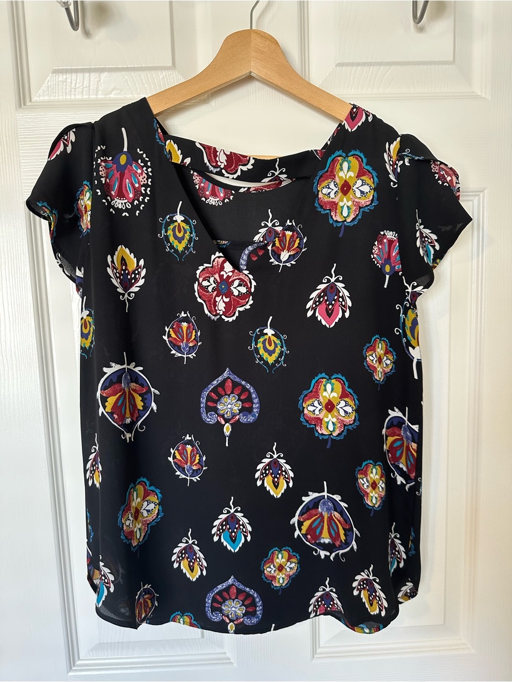 LOFT Black and Mulicolor Print Blouse